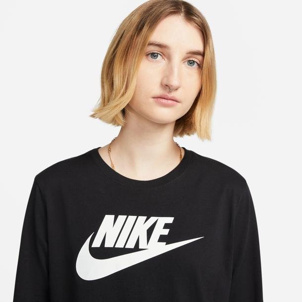 Nike Sportswear Essential Kadın Siyah Günlük T-Shirt