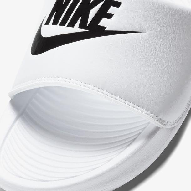 Nike Victori One Slide Kadın Beyaz Terlik