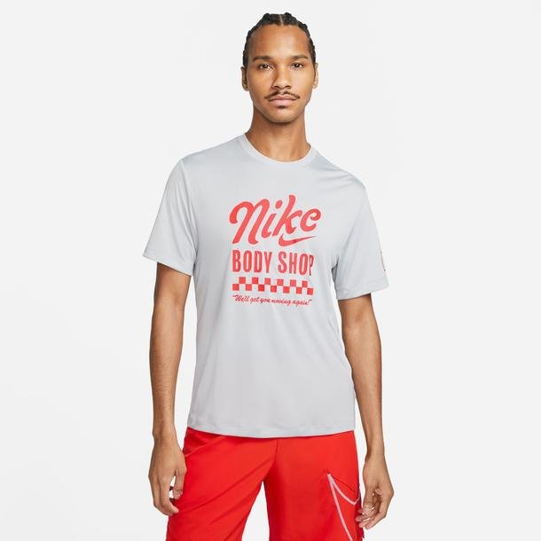 Nike Dri-Fit Erkek Gri Antrenman T-Shirt
