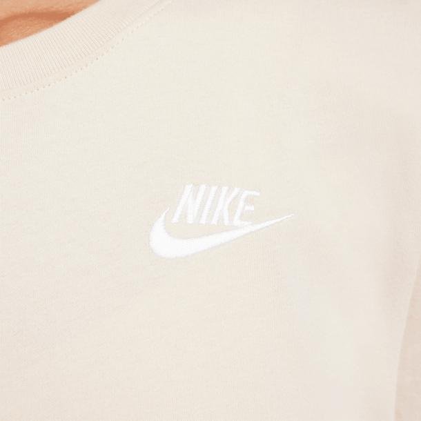 Nike Sportswear Club Essentials Kadın Krem Günlük T-shirt