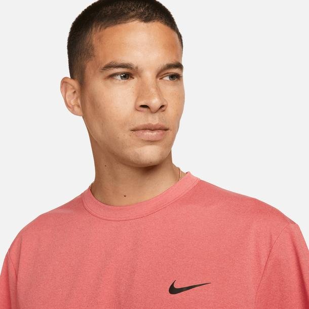 Nike Dri-Fit Hyverse Erkek Pembe Antrenman T-Shirt