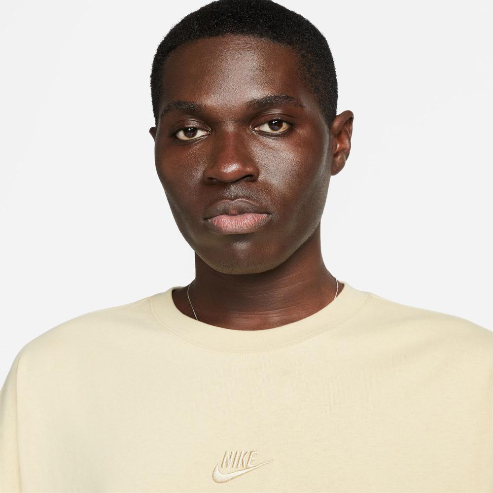 Nike Sportswear Premium Essentials Erkek Sarı Günlük T-shirt