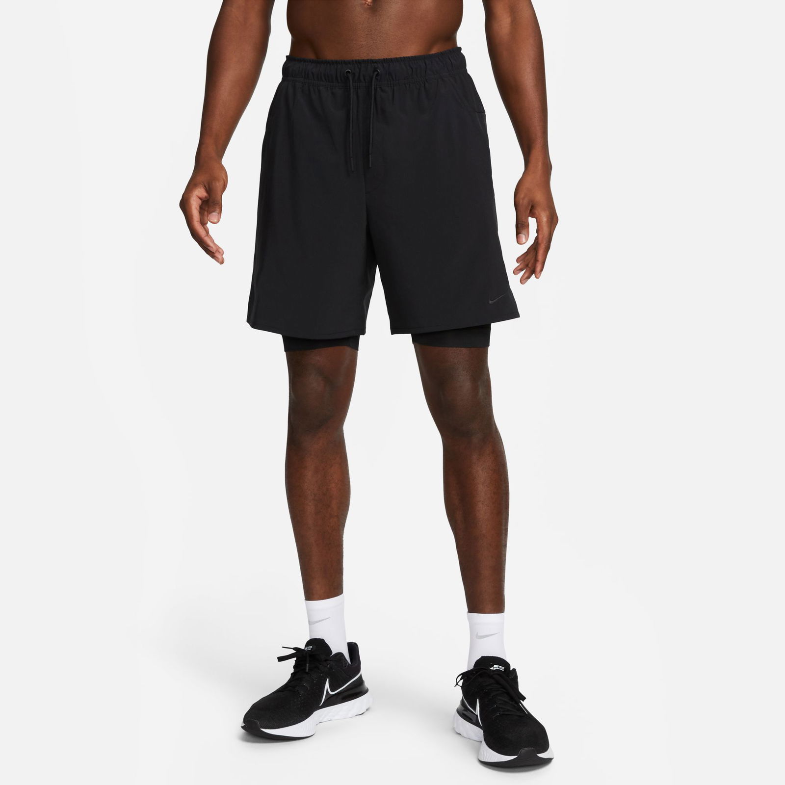 Nike Dri-FIT UnlimitedWoven 7in 2in1 Erkek Siyah Şort