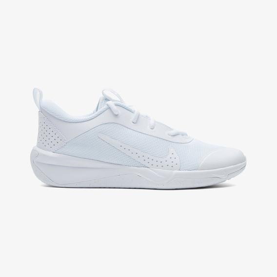Nike Omni Multi-Court Çocuk Beyaz Basketbol Ayakkabısı