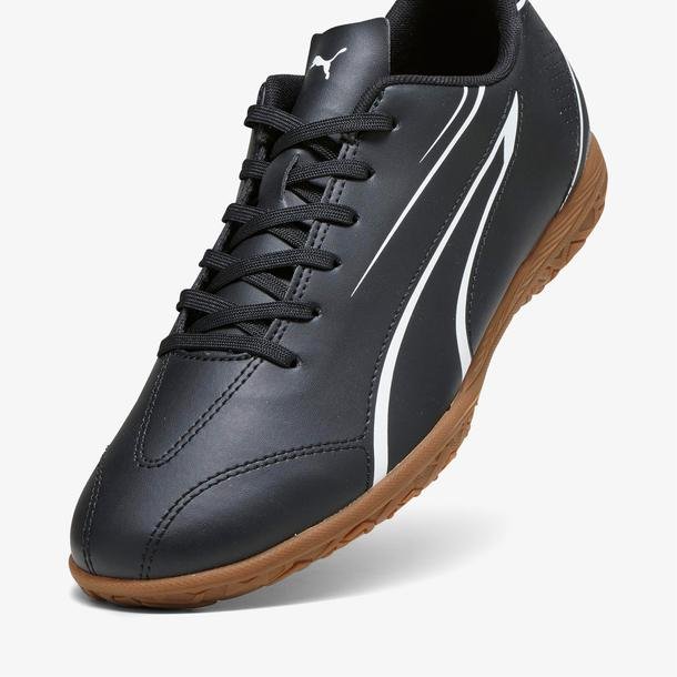 Puma Vitoria Erkek Siyah Futsal Ayakkabısı