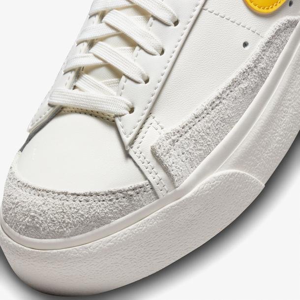 Nike Blazer Low Platform Kadın Beyaz Sneaker