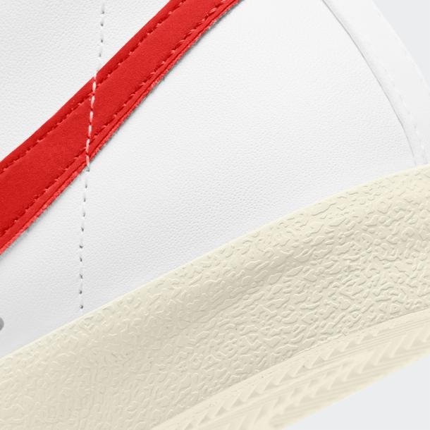 Nike Blazer Mid '77 Kadın Beyaz Sneaker