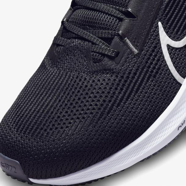Nike Air Zoom Pegasus 40 Erkek Siyah Koşu Ayakkabısı