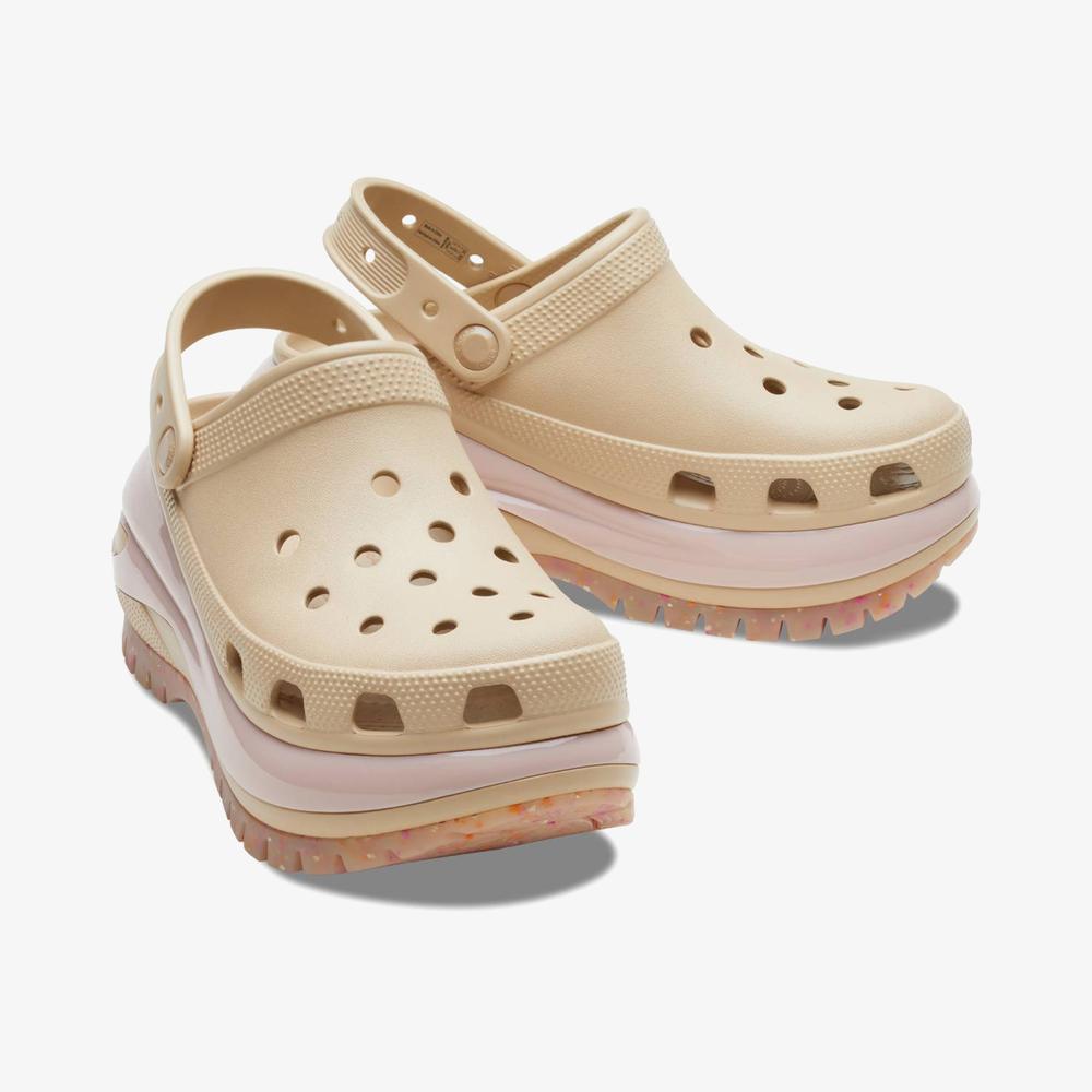 Crocs Classic Mega Crush  Kadın Bej Terlik