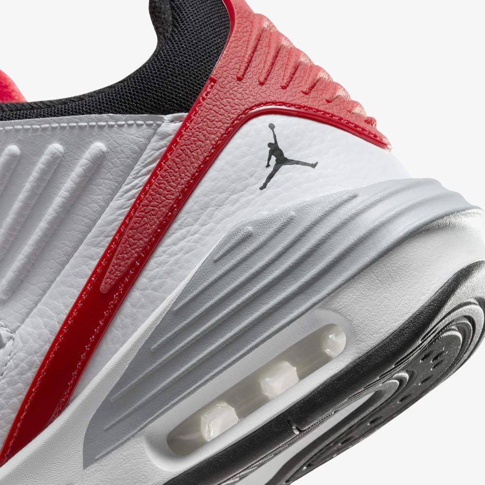 Jordan Max Aura 5 Erkek Beyaz Spor Ayakkabı