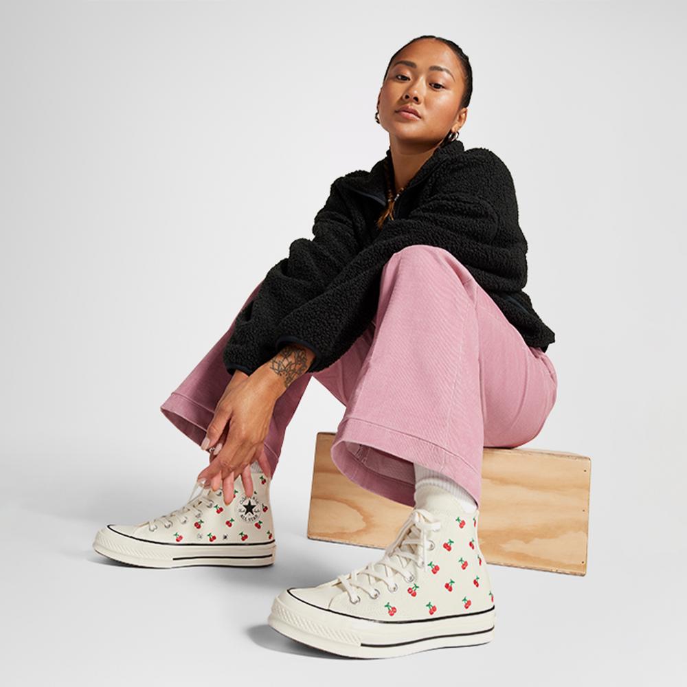 Converse Chuck 70 Cherries Kadın Krem Sneaker