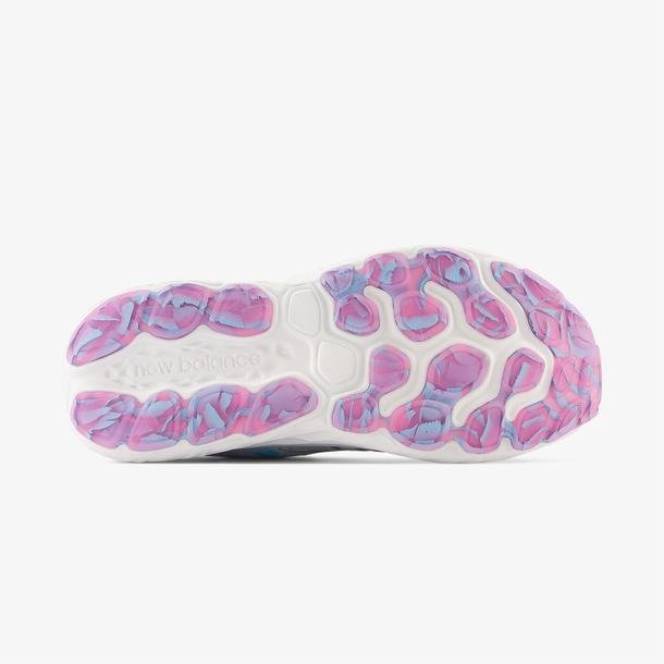 New Balance Fresh Foam Arishi V4 Kadın Beyaz Koşu Ayakkabısı