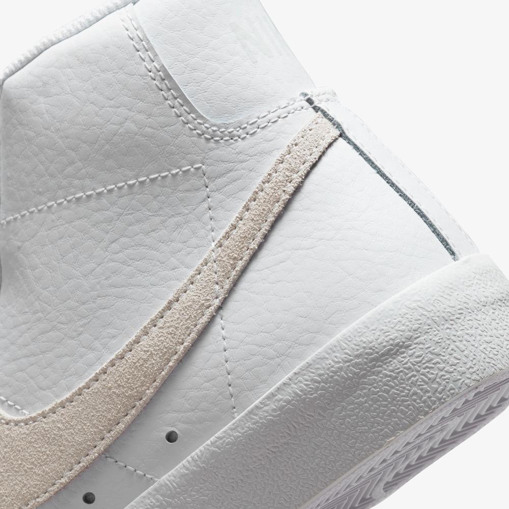 Nike Blazer Mid 77 Kadın Beyaz Spor Ayakkabı