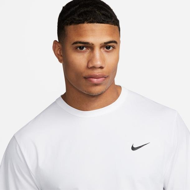 Nike Hyverse Dri-Fit Uv Erkek Beyaz Antrenman T-Shirt