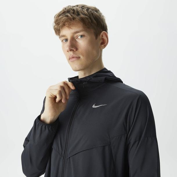 Nike Nike Impossibly Light Windrunner Erkek Siyah Günlük Ceket