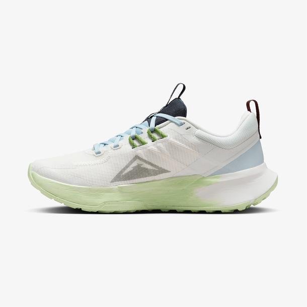 Nike Juniper Trail 2 Kadın Beyaz Koşu Ayakkabısı