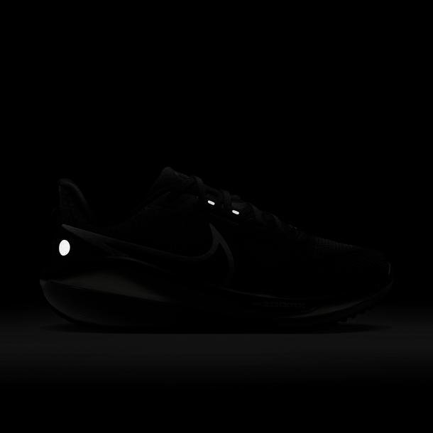 Nike Vomero 17 Kadın Siyah Koşu Ayakkabısı