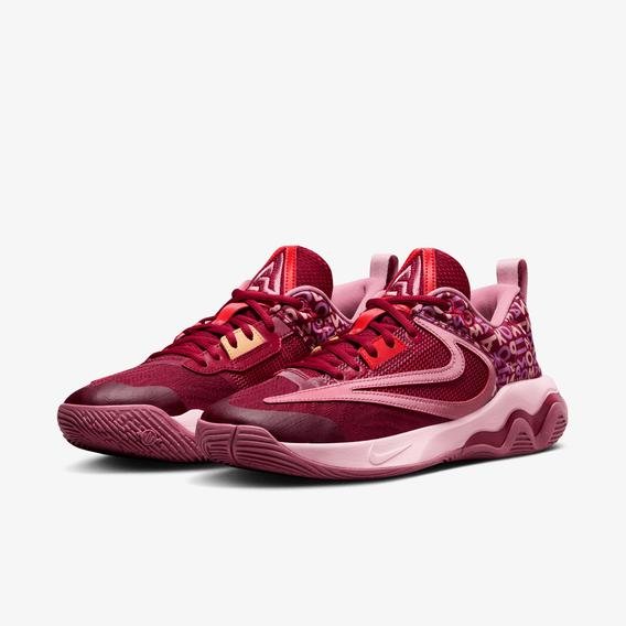 Nike Giannis Immortality 3 Erkek Kırmızı Basketbol Ayakkabısı