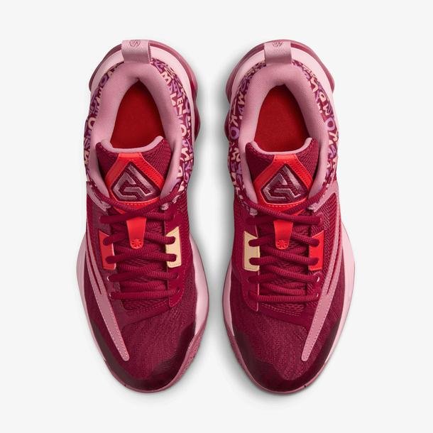 Nike Giannis Immortality 3 Erkek Kırmızı Basketbol Ayakkabısı