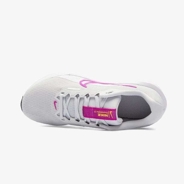 Nike Downshifter 13 Kadın Gri Koşu Ayakkabısı