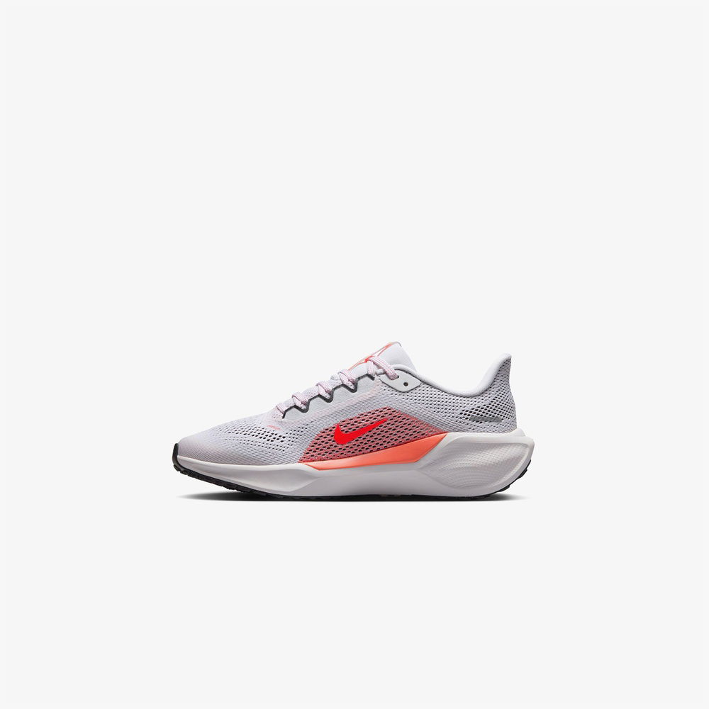 Nike Pegasus 41 Çocuk Beyaz Koşu Ayakkabısı