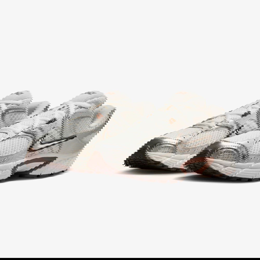 Nike V5 Rnr Kadın Beyaz Koşu Ayakkabısı