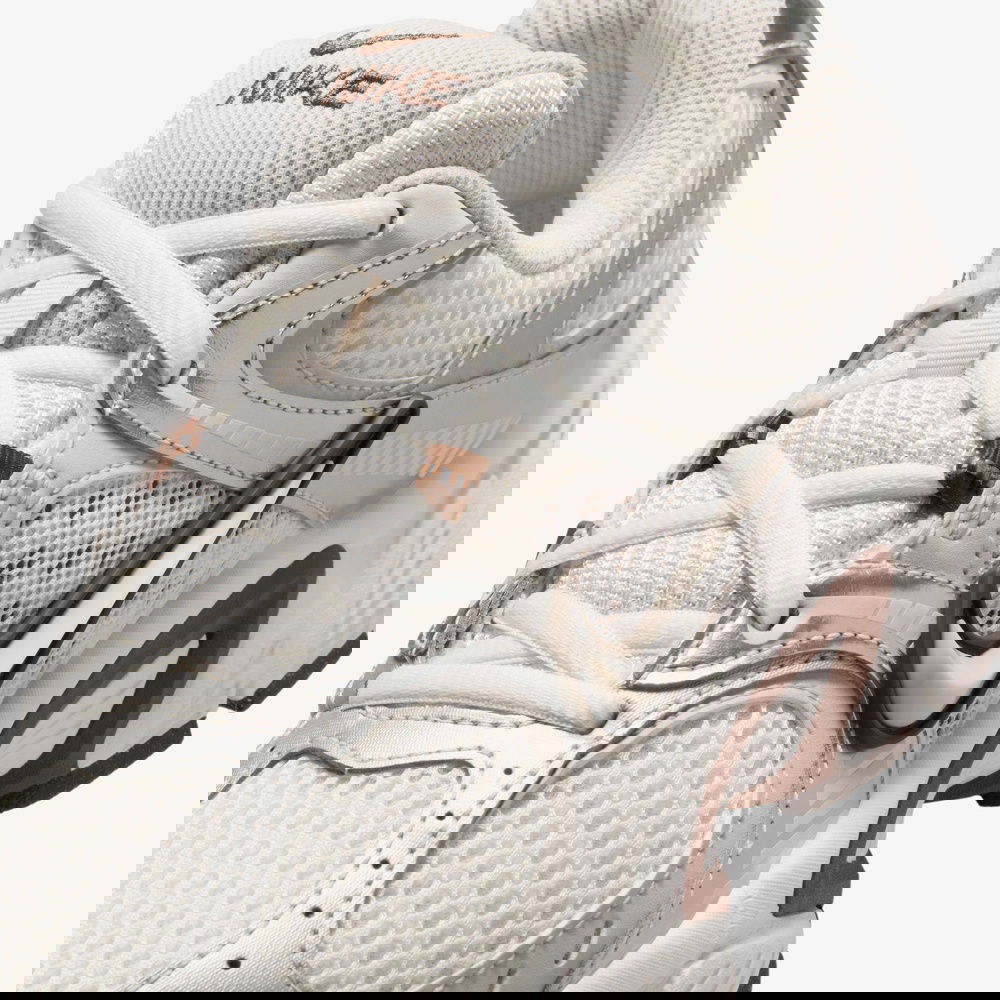 Nike V5 Rnr Kadın Beyaz Koşu Ayakkabısı