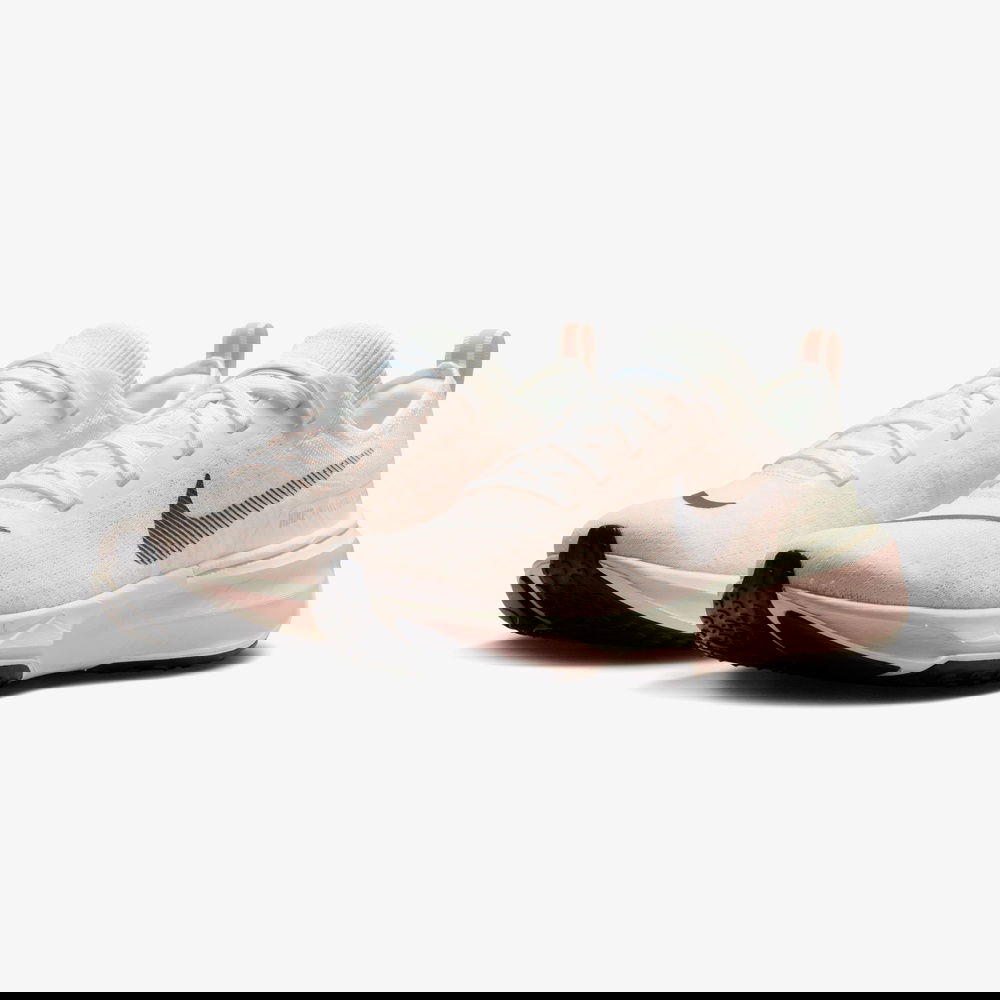 Nike Invincible 3 Kadın Beyaz Koşu Ayakkabısı