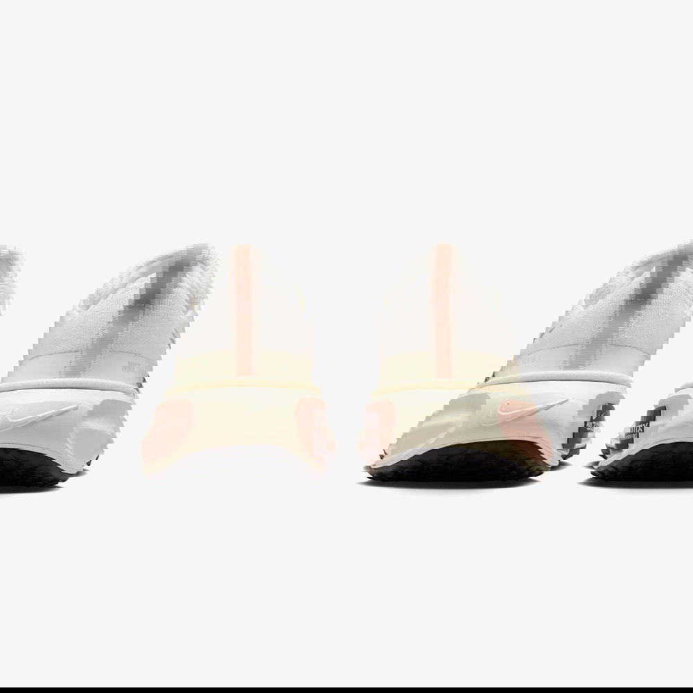Nike Invincible 3 Kadın Beyaz Koşu Ayakkabısı
