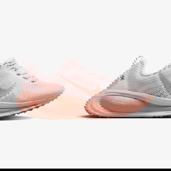 Nike Vomero 18 Kadın Kırmızı Koşu Ayakkabısı