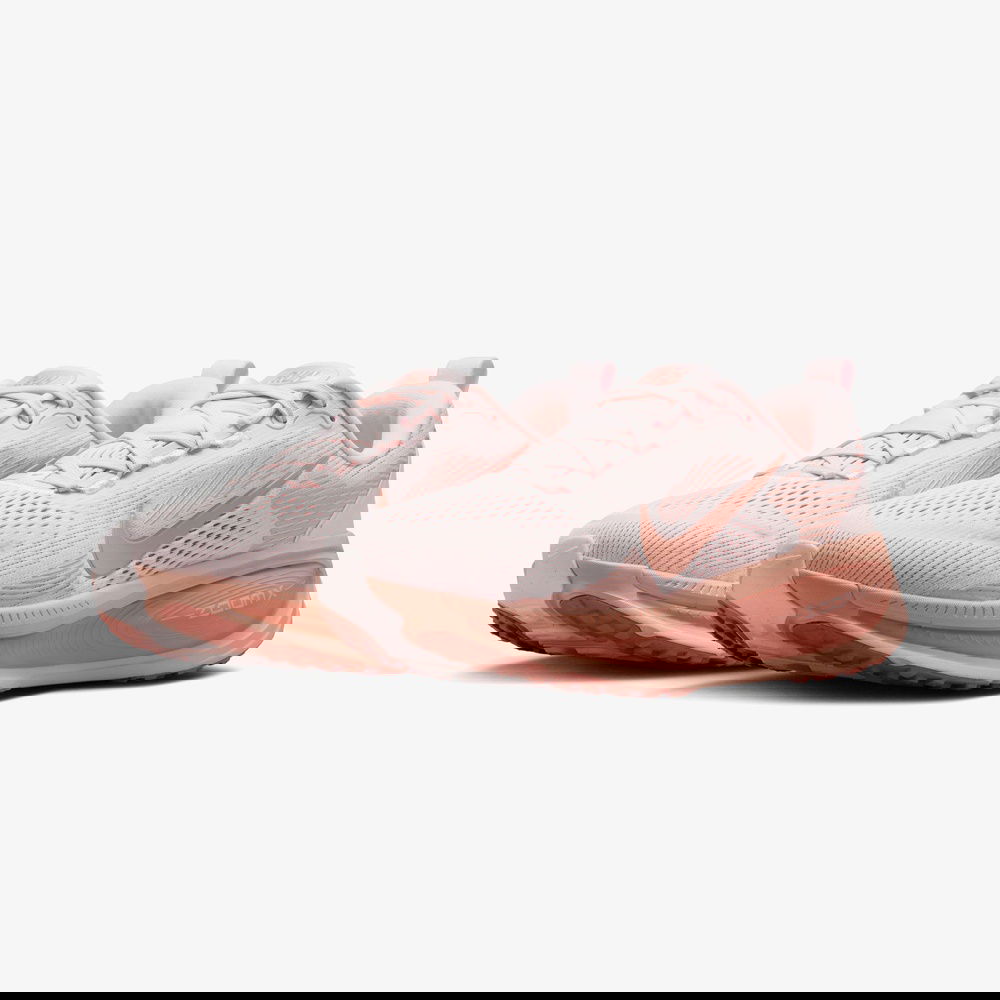 Nike Vomero 18 Kadın Kırmızı Koşu Ayakkabısı