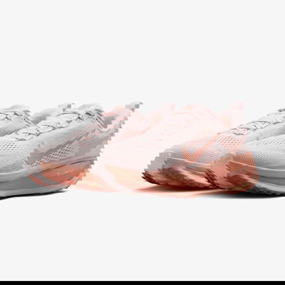 Nike Vomero 18 Kadın Kırmızı Koşu Ayakkabısı