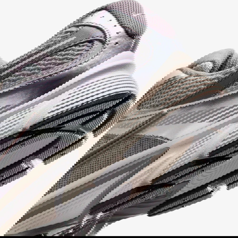Nike V5 Rnr Erkek Gri Koşu Ayakkabısı