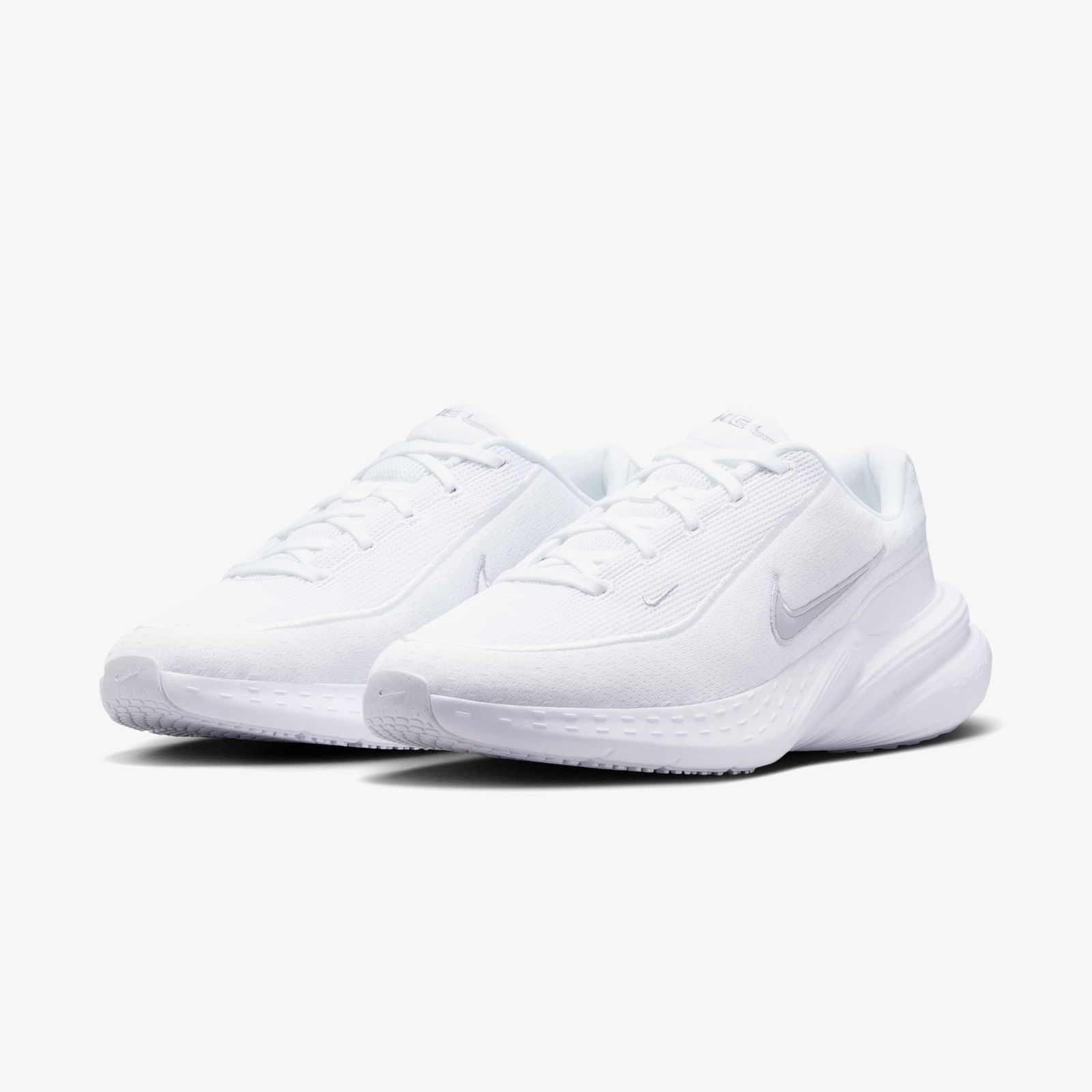 Nike Uplift Sc Erkek Beyaz Koşu Ayakkabısı