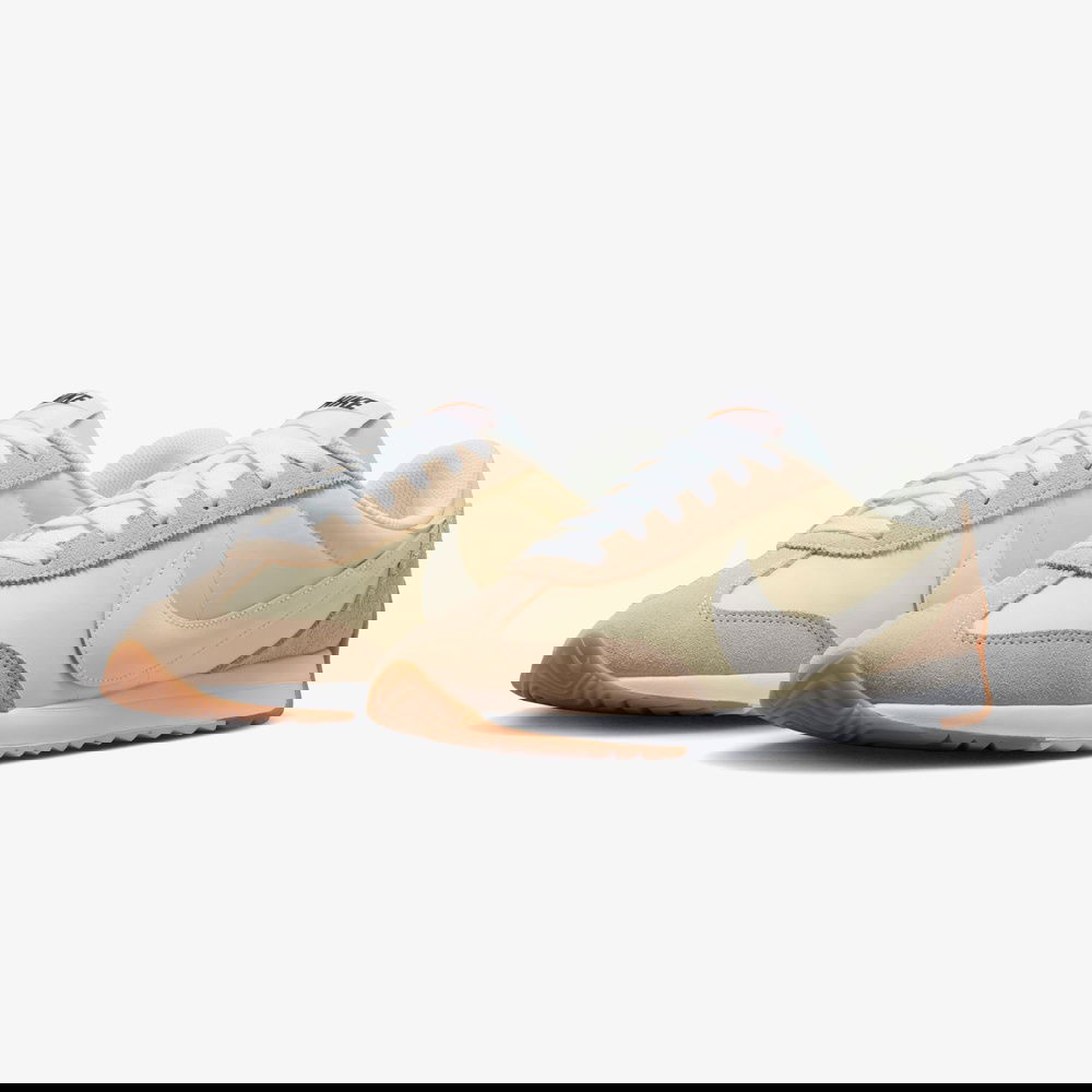 Nike Pacific Kadın Beyaz Koşu Ayakkabısı