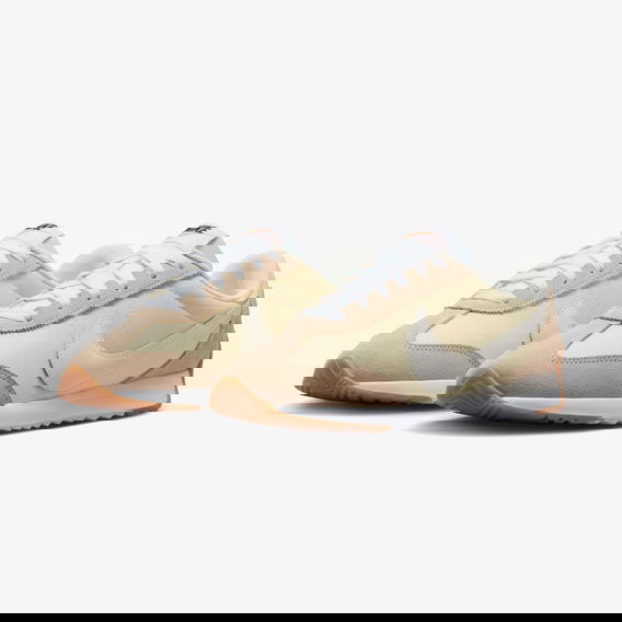 Nike Pacific Kadın Beyaz Koşu Ayakkabısı