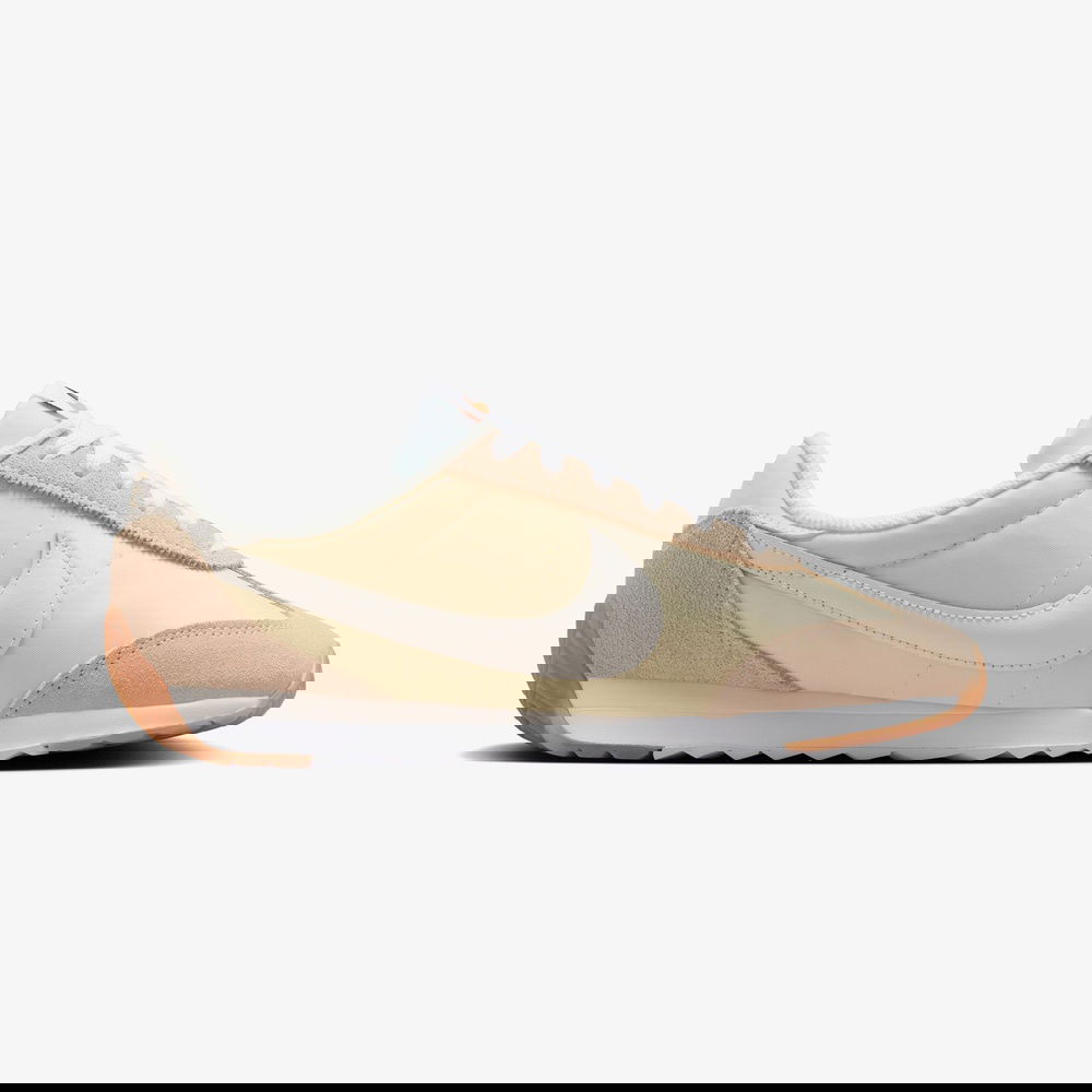 Nike Pacific Kadın Beyaz Koşu Ayakkabısı