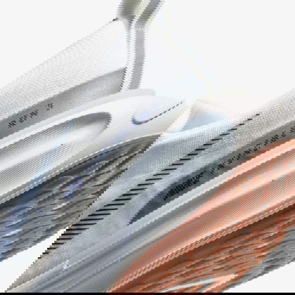 Nike Invincible 3 Erkek Beyaz Koşu Ayakkabısı