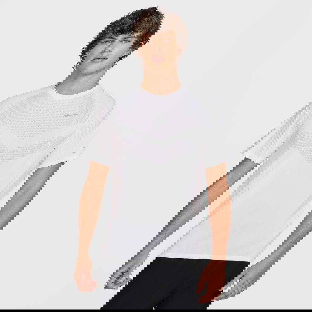 Nike Stride Erkek Beyaz Koşu T-Shirtü