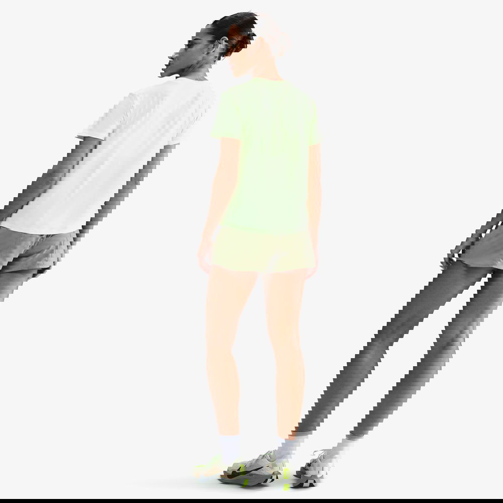 Nike One Swoosh Kadın Sarı Koşu T-Shirtü