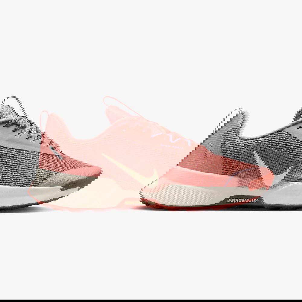 Nike Juniper Trail 3 Kadın Kırmızı Koşu Ayakkabısı