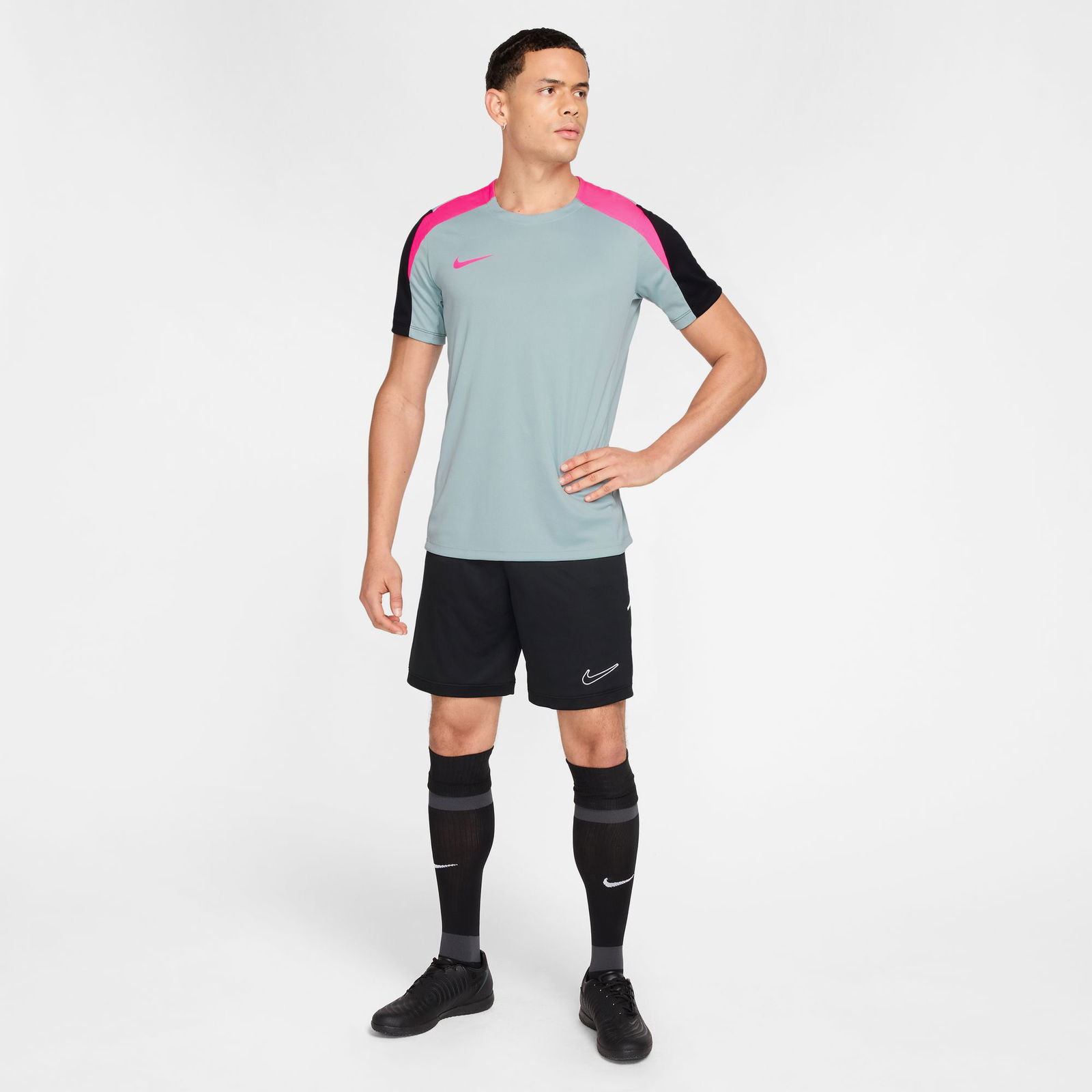Nike Dri-Fit Erkek Siyah Futbol  Forması