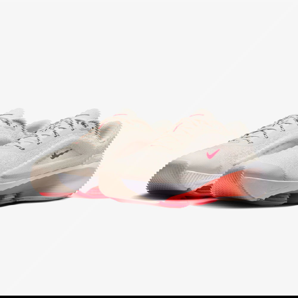 Nike Versair Kadın Beyaz Antrenman Ayakkabısı
