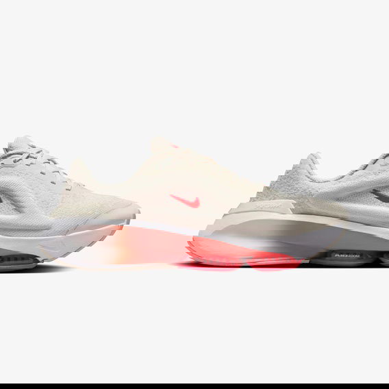 Nike Versair Kadın Beyaz Antrenman Ayakkabısı